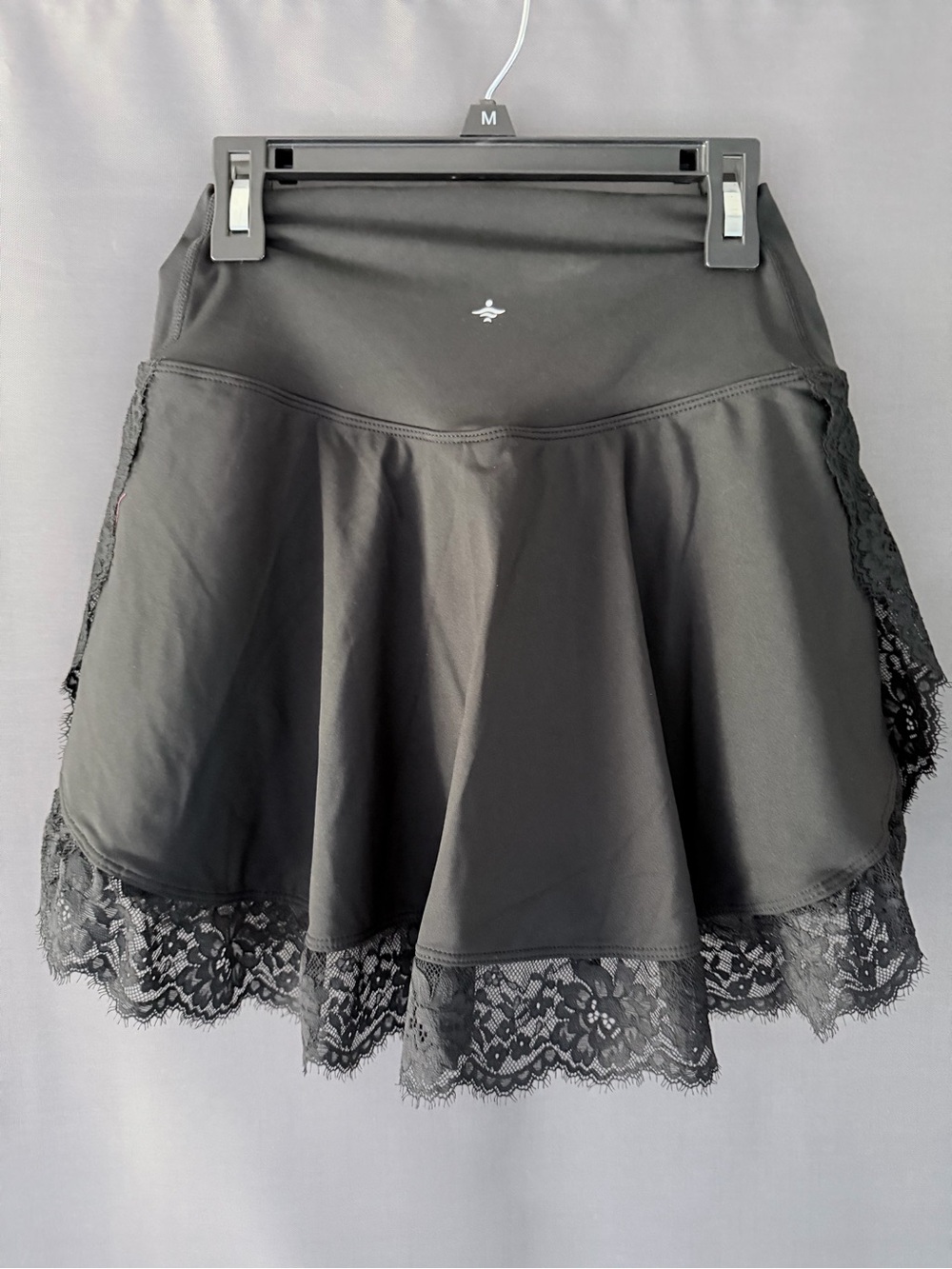 HALARA Black Lace-Trim Skater Skirt